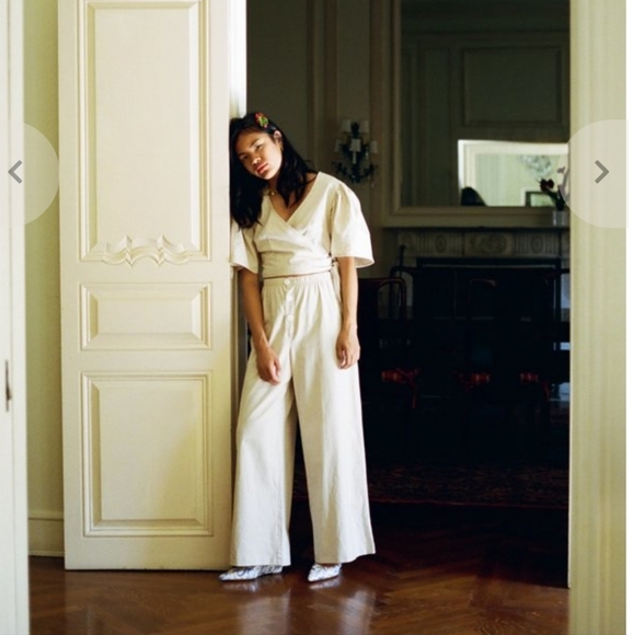 Lisa Says Gah Linen Maria Wrap Top - Picture 1 of 7